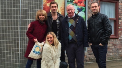 Sarah_Harding_-_GMB_meal_appeal_Manchester_27_11_14_281329.jpg