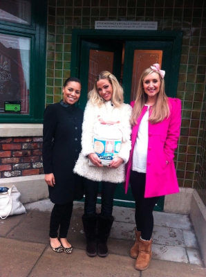 Sarah_Harding_-_GMB_meal_appeal_Manchester_27_11_14_28329.jpg