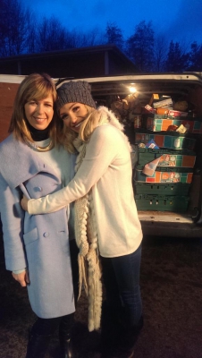 Sarah_Harding_-_GMB_meal_appeal_Oldham_28_11_14_28229.jpg