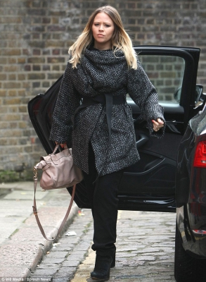 Kimberley_visiting_a_North_London_recording_studio_25_11_14_28129.jpg
