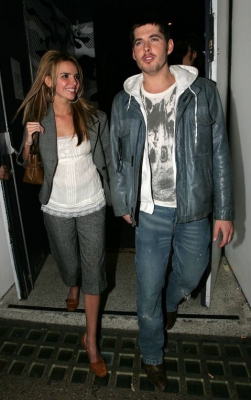 Girls_Aloud_leaving_Poll_Winners_afterparty_at_Camouflage_21_11_05_282029.jpg