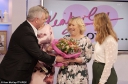 Имя файла=Kimberley_Walsh_looked_slender_in_a_pair_of_green2C_wide-legged_trousers_on_Friday_morning2C_when_she_presented_a_slot_for_This_Morning_on_ITV_13_03_15_28829.jpg
Размер файла=72КБ
Размеры=634x419
Дата=Март 14, 2015 Kimberley_Walsh_looked_slender_in_a_pair_of_green2C_wide-legged_trousers_on_Friday_morning2C_when_she_presented_a_slot_for_This_Morning_on_ITV_13_03_15_28829.jpg