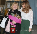 Kimberley_Walsh_looked_slender_in_a_pair_of_green2C_wide-legged_trousers_on_Friday_morning2C_when_she_presented_a_slot_for_This_Morning_on_ITV_13_03_15_281929.jpg