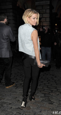 Sarah_Harding_Arriving_and_leaving_LFW_20_02_15_2813229.jpg