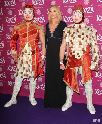 Sarah_Harding_at_Kooza_press_night_06_01_15_2811229.JPG