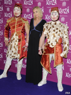 Sarah_Harding_at_Kooza_press_night_06_01_15_287929.jpg