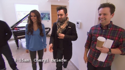 Behind_The_Scenes_Of_Cheryl_Fernandez-Versini_In_Get_Out_Of_Me_Ear21_-_Saturday_Night_Takeaway_mp40077.jpg