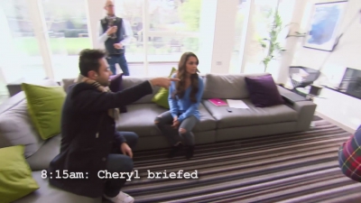 Behind_The_Scenes_Of_Cheryl_Fernandez-Versini_In_Get_Out_Of_Me_Ear21_-_Saturday_Night_Takeaway_mp40079.jpg