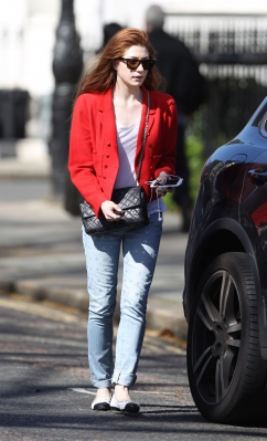 Nicola_Out_In_London_14_04_15_281129.jpg