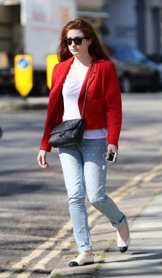 Nicola_Out_In_London_14_04_15_281429.jpg