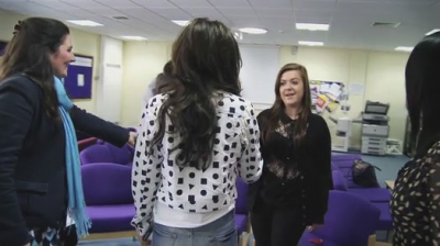 Cheryl_Cole_met_with_young_people_in_Newcastle_June_2012_mp40016.jpg