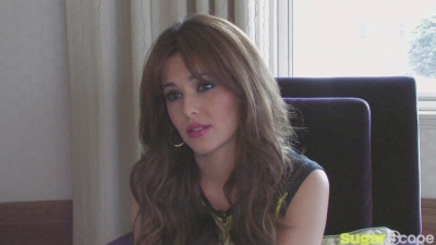 Cheryl_Cole_on_how_to_get_her_MASSIVE_hair_cherylcole_ru_mp40010.jpg