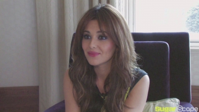 Cheryl_Cole_on_how_to_get_her_MASSIVE_hair_cherylcole_ru_mp40042.jpg