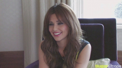 Cheryl_Cole_on_how_to_get_her_MASSIVE_hair_cherylcole_ru_mp40047.jpg