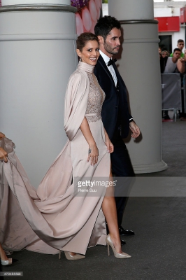 Arriving_Back_at_her_hotel_in_Cannes_15_05_15_283029.jpg