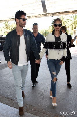 Arriving_at_Nice_Airport_16_05_15_288129.jpg