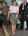 Kimberley_Walsh_looked_sensational_as_she_left_London2592s_ITV_studios_after_filming_her_weekend_lust_list_segment_on_This_Morning_29_05_15_28429.jpg