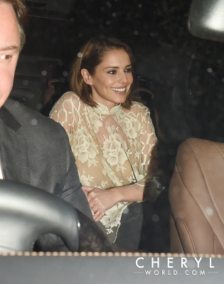 Leaving_a_Private_X_Factor_Meeting_in_West_London_25_06_15_281529.jpg