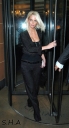 Sarah_Leaving_Cipriani_Restaurant_02_02_06_282729.jpg