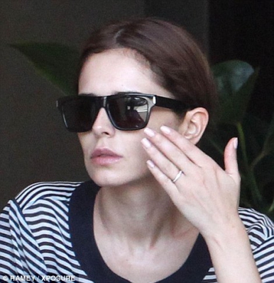 Cheryl_Fernandez_Versini_in_Tory_Burch_in_Lake_Como_02_07_15_282529.jpg