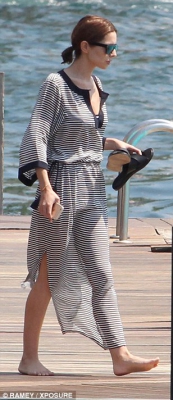 Cheryl_Fernandez_Versini_in_Tory_Burch_in_Lake_Como_02_07_15_28629.jpg
