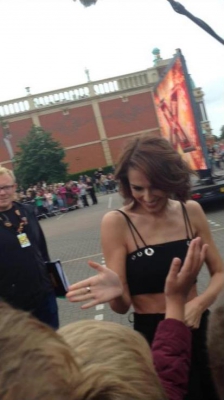 Arriving_at_the_X-Factor_Auditions2C_Manchester_08_07_15_2827629.jpg
