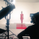 Имя файла=Sarah_Harding_Shooting_her_video_25_06_15_28529.jpg
Размер файла=33КБ
Размеры=575x579
Дата=Июль 11, 2015 Sarah_Harding_Shooting_her_video_25_06_15_28529.jpg