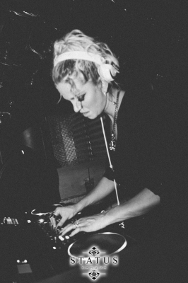 Sarah_Harding_-_DJin_Status_nightclub_04_07_15_28829.jpg