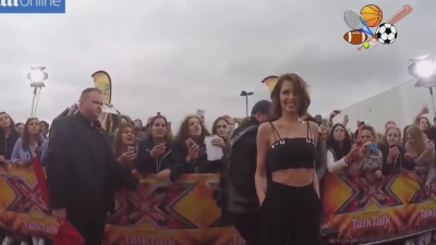 X_Factor-_Cheryl_strikes_a_pose_on_the_X_Factor_red_carpet_mp40063.jpg