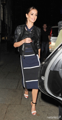 Leaving_an_X_Factor_Photoshoot_in_London_26_07_15_28229.jpg