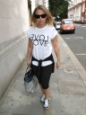 Kimberley_Walsh_arrived_for_rehearsals_for_upcoming_new_show_Sweet_Charity_in_London_17_08_15_28729.jpg