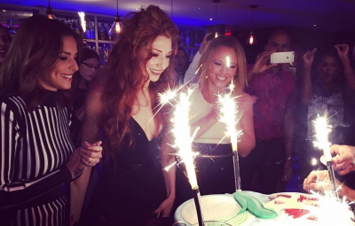 Cheryl_arriving_to_Nicola_Roberts_30th_birthday_party_04_10_15_285629.jpg