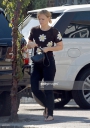 Имя файла=Kimberley_Walsh_Sighting_10_09_15_281029.jpg
Размер файла=436КБ
Размеры=723x1024
Дата=Окт 07, 2015 Kimberley_Walsh_Sighting_10_09_15_281029.jpg