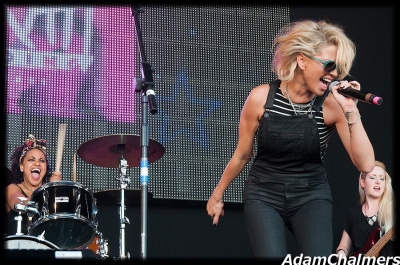 Sarah_Harding_-_Bournemouth_Air_Show_21_08_15_28929.jpg