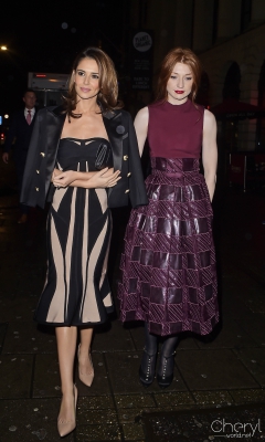 Cheryl_and_Nicola_Arriving_at_Elf_Musical_05_11_15_281529.jpg