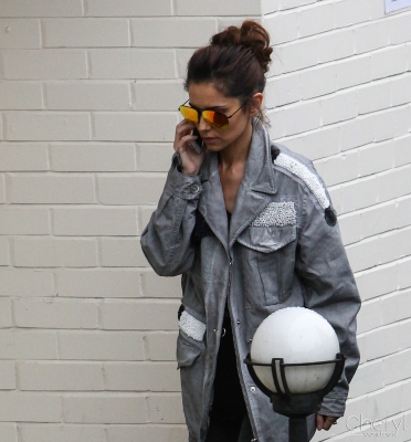 Arriving_at_Fountain_Studios_06_11_15_28429.jpg