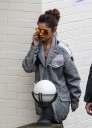 Arriving_at_Fountain_Studios_06_11_15_28329.jpg