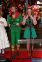 Имя файла=Kimberley_Walsh_with_the_Cast_Of__Elf__unveil_Hamleys_Christmas_windows_at_Hamleys_05_11_15_281629.jpg
Размер файла=515КБ
Размеры=700x1024
Дата=Нояб 08, 2015 Kimberley_Walsh_with_the_Cast_Of__Elf__unveil_Hamleys_Christmas_windows_at_Hamleys_05_11_15_281629.jpg