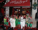 Kimberley_Walsh_with_the_Cast_Of__Elf__unveil_Hamleys_Christmas_windows_at_Hamleys_05_11_15_285129.jpg