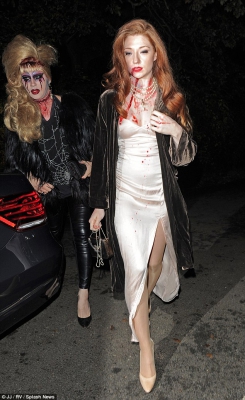 Nicola_At_Jonathon_Ross_Halloween_Party2C_London_31_10_15_28429.jpg