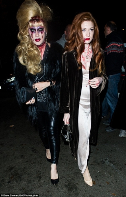 Nicola_At_Jonathon_Ross_Halloween_Party2C_London_31_10_15_28629.jpg