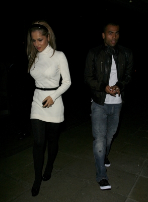 Leaving_Zuma_restaurant_-_021106_2.JPG