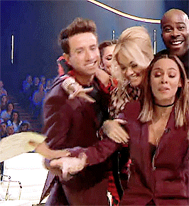 tumblr_nww7j5eZyH1roh2gxo3_r1_400.gif