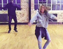 tumblr_nxbj7q8Q4o1roh2gxo8_r1_400.gif