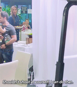 tumblr_nul6yq5cd41roh2gxo4_r1_400.gif