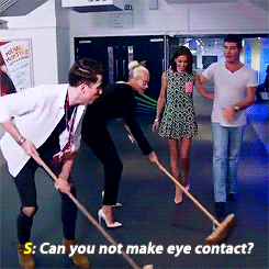 tumblr_nvay6ff1b81so63s4o3_250.gif