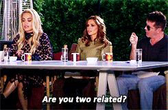 tumblr_nwdq21iAPc1so63s4o4_250.gif