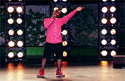 tumblr_nwdsl3Rf2e1so63s4o3_250.gif