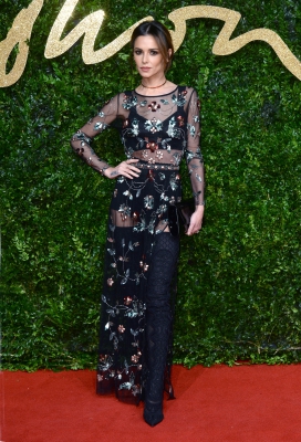 British_Fashion_Awards_23_11_15_2814229.jpg
