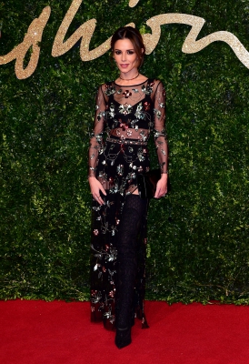 British_Fashion_Awards_23_11_15_2814729.jpg